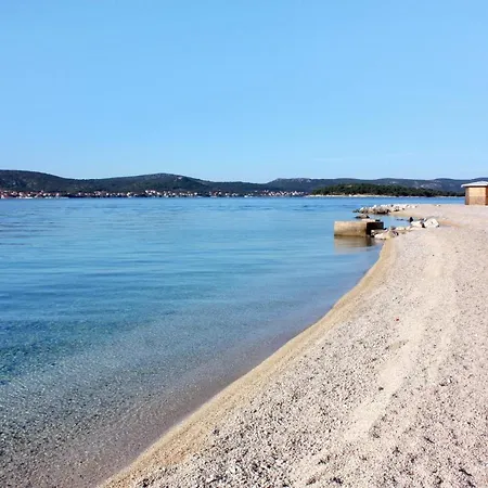 Triple 4305b 3* Biograd Na Moru